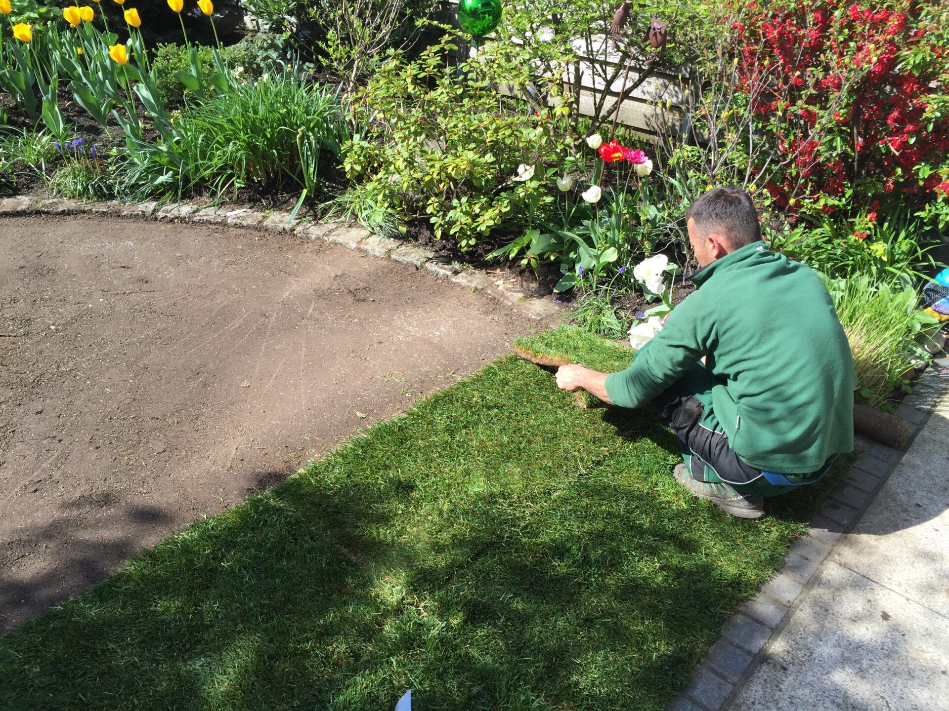 Haus- und Gartenservice Pasalic - Rasen- und Blumenpflege