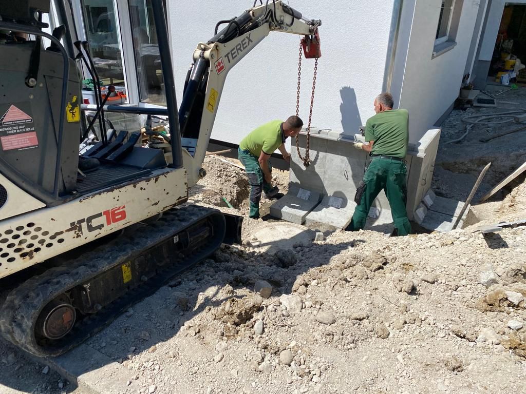 Haus- und Gartenservice Pasalic - Pflasterarbeiten inkl. Stützmauern & Stufen