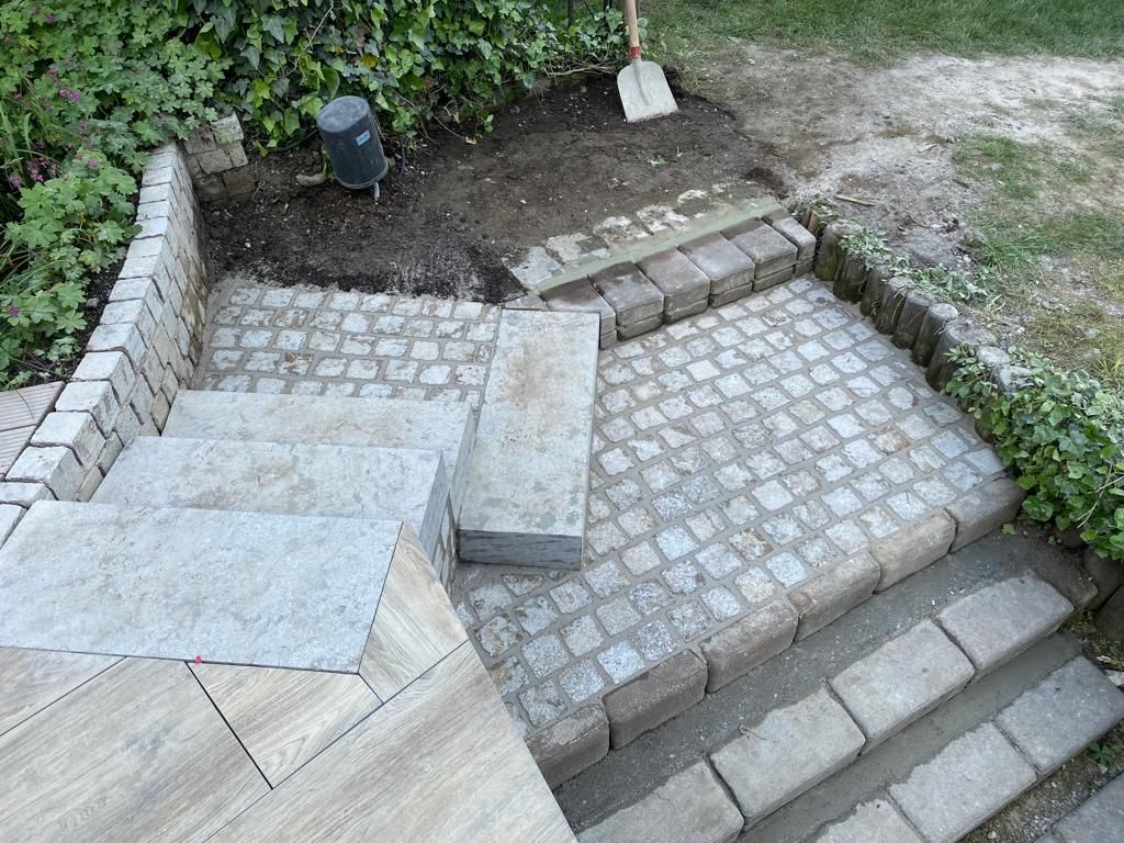 Haus- und Gartenservice Pasalic - Pflasterarbeiten inkl. Stützmauern & Stufen