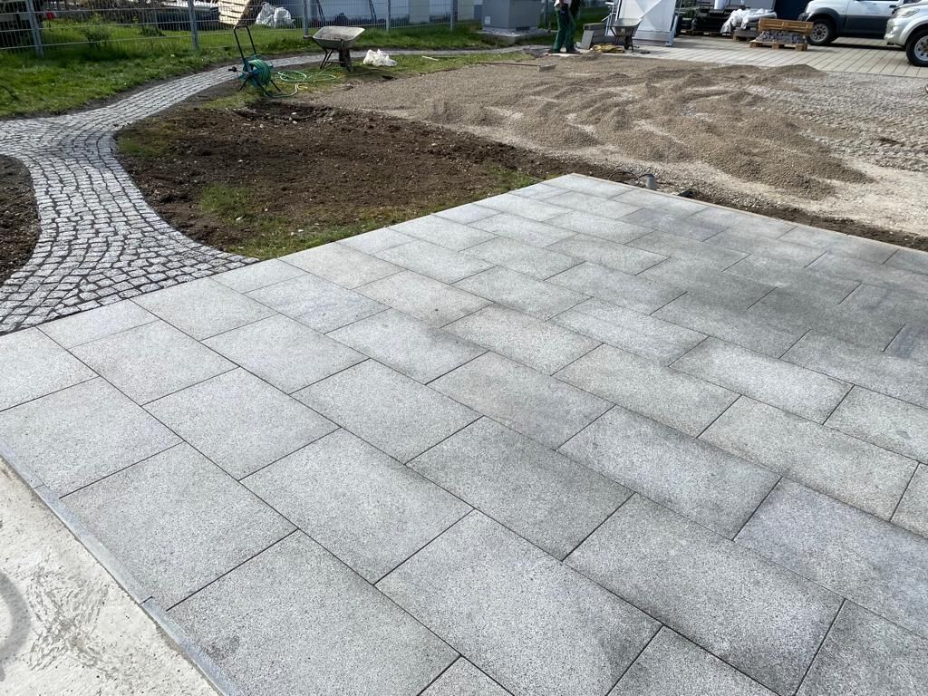 Haus- und Gartenservice Pasalic - Pflasterarbeiten inkl. Stützmauern & Stufen